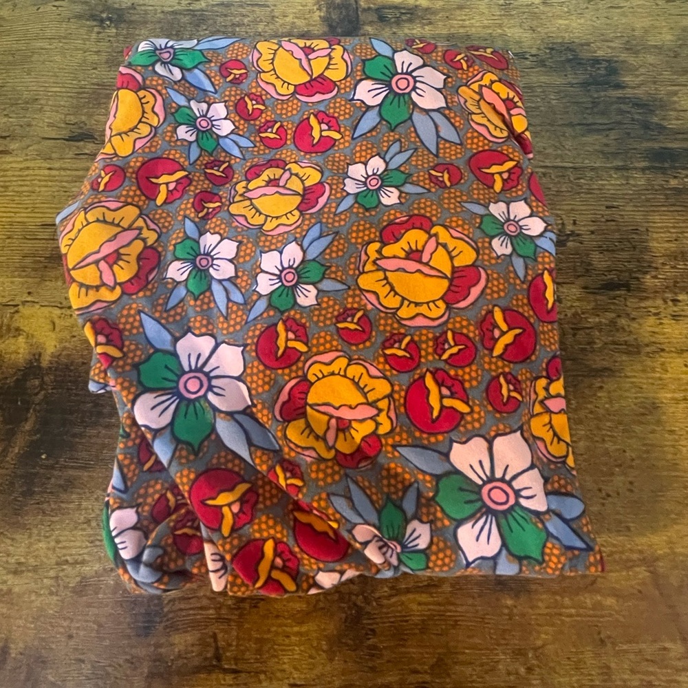 LulaRoe leggings, worn once, tall & curvy